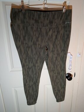 2XL Tall Eddie Bauer Capri Leggings